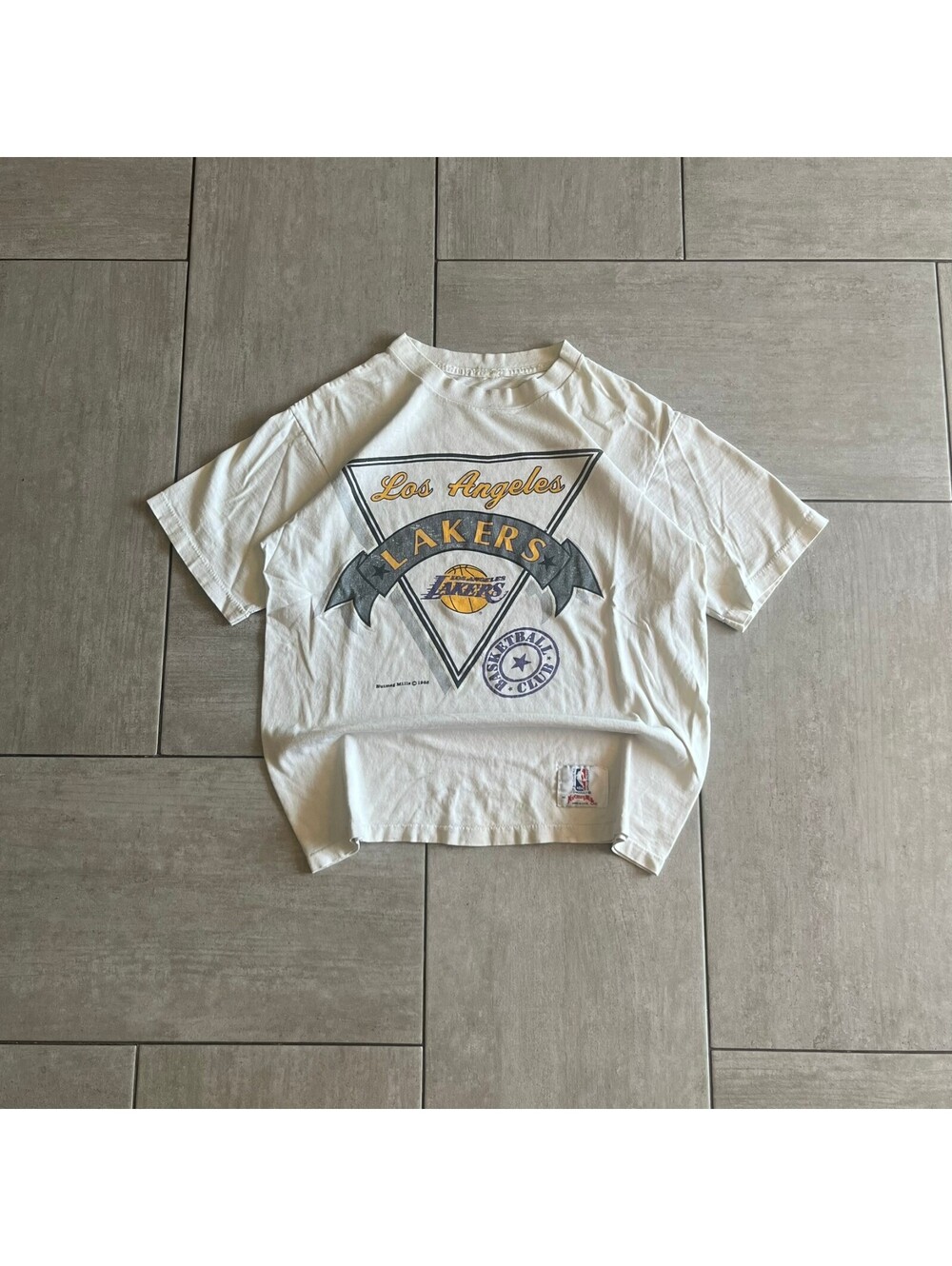 Mitchell & Ness Los Angeles Lakers Vintage Basketball T-Shirt Large